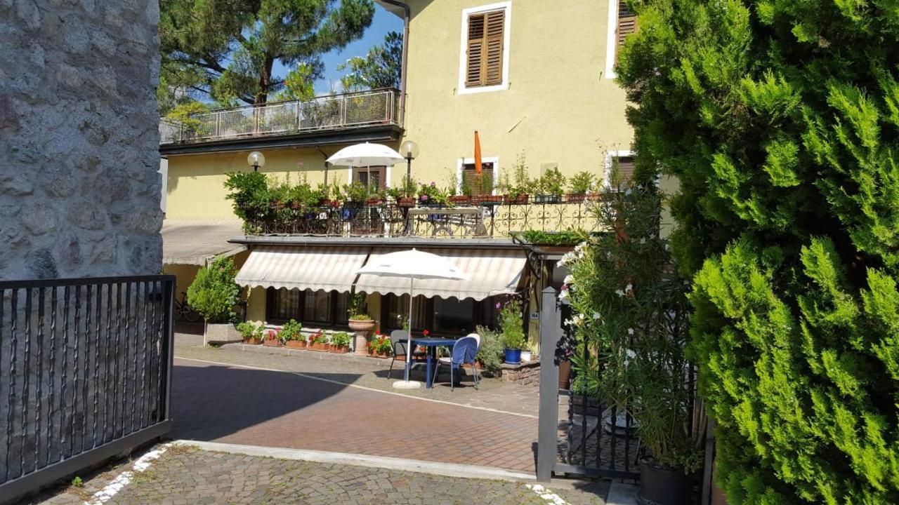 Gasthof Albergo Ressmair Meran Buitenkant foto